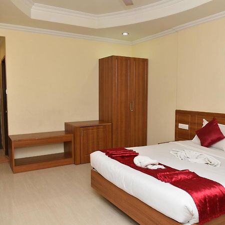 Hotel Sonas Tiruchirappalli Экстерьер фото