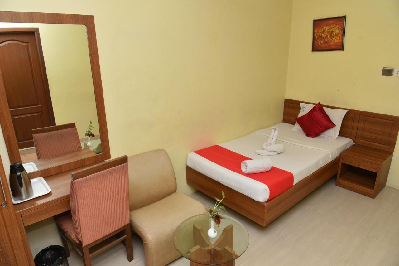 Hotel Sonas Tiruchirappalli Экстерьер фото